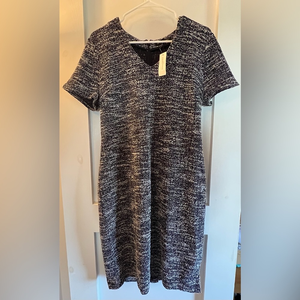 NWT navy & white boucle Banana Republic dress, size 14